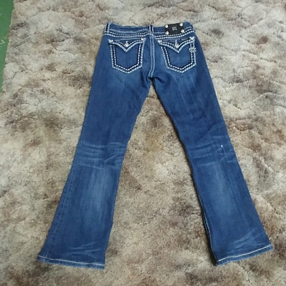 Jeans - Picture 3 of 3